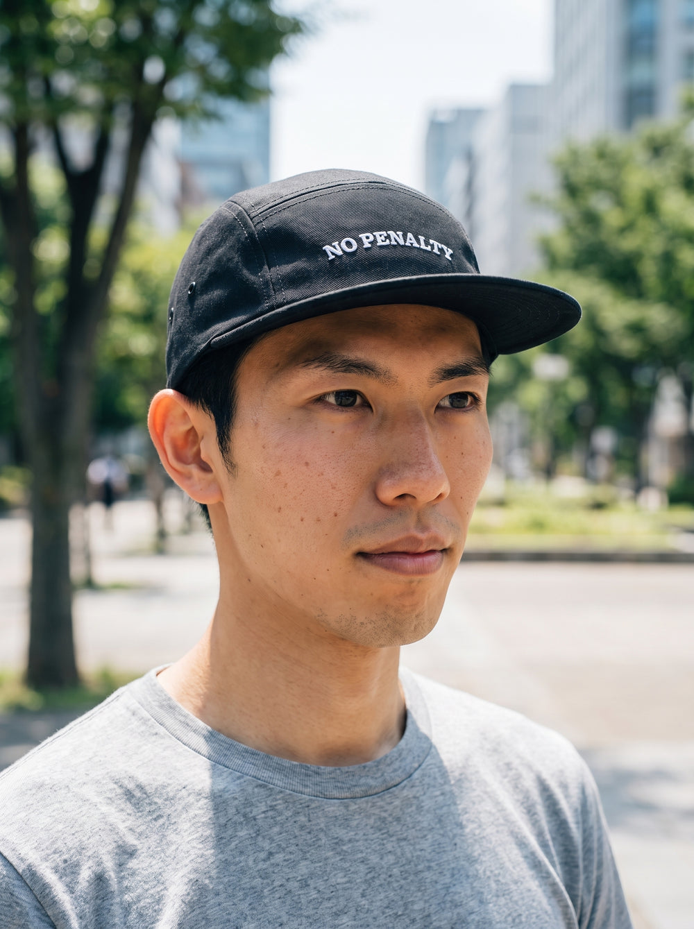 ブラックボディの着用イメージ・屋外