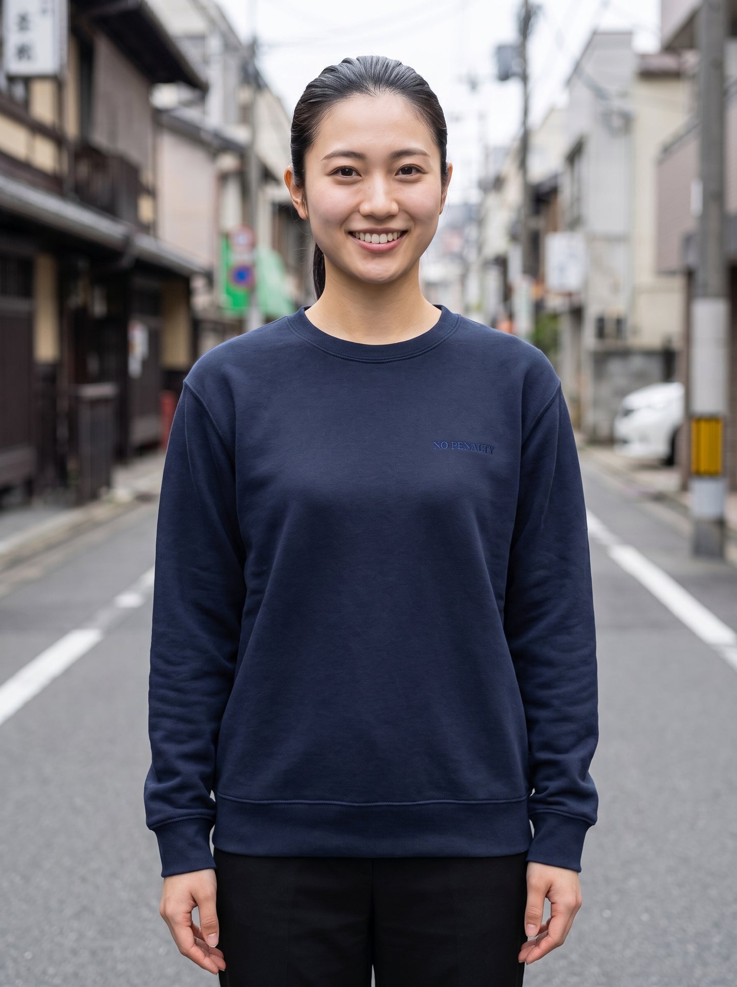 同色ネイビーボディの着用イメージ